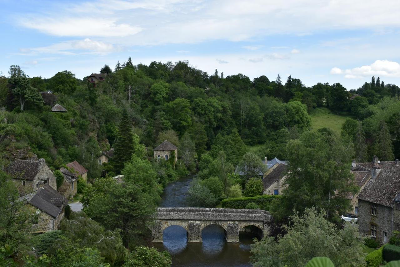 Vila Gite Du Pont Saint-Ceneri-Le-Gerei Dans Les Alpes Mancelles Exteriér fotografie